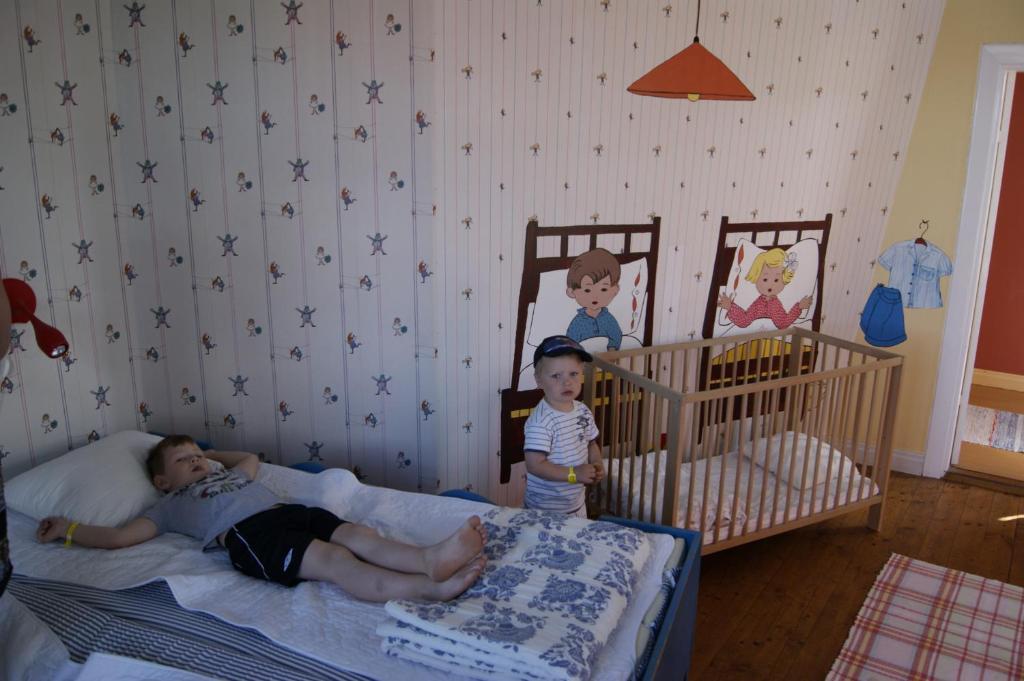 Smalandsbyn I Vimmerby Bilik gambar