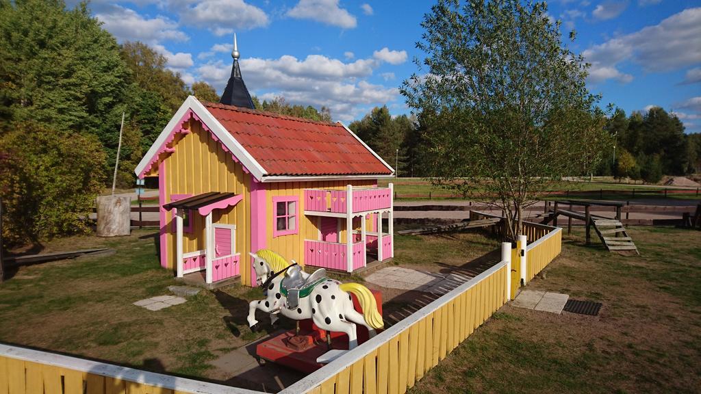 Smalandsbyn I Vimmerby Luaran gambar